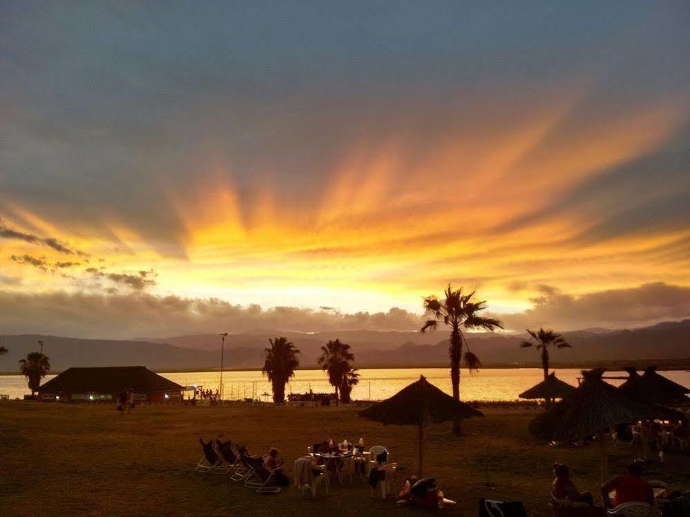 Del Bono Beach Complejo Bahia Las Tapias  Kültér fotó